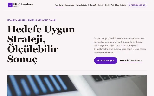 Dijital Pazarlama Ajansı için Dergi Editoryal Bordo Mor – Dijital Pazarlama Ajansı Web Sitesi ana sayfa görünümü