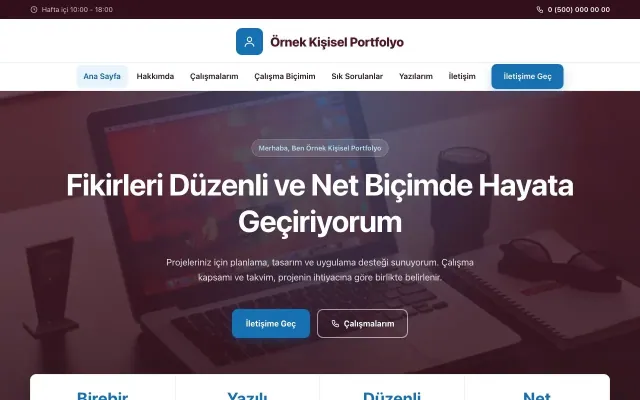 Kişisel Portfolyo için Merkez Bordo Mavi – Kişisel Portfolyo Web Sitesi ana sayfa görünümü