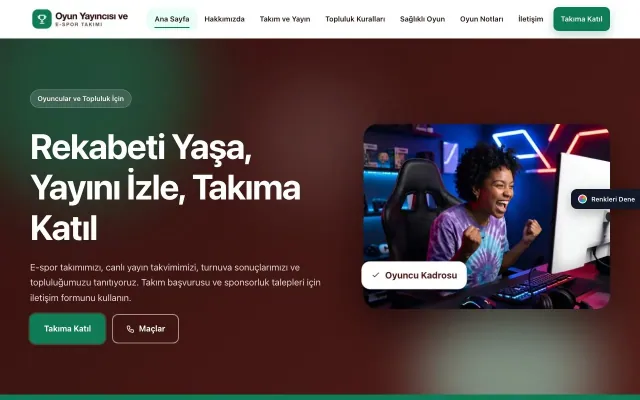 Oyun Yayıncısı ve E-spor Takımı için Hareketli Bordo Turkuaz – Oyun Yayıncısı ve E-spor Takımı Web Sitesi ana sayfa görünümü