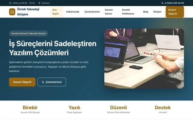 Teknoloji ve Girişim için Klasik Mavi Turuncu – Teknoloji ve Girişim Web Sitesi ana sayfa görünümü