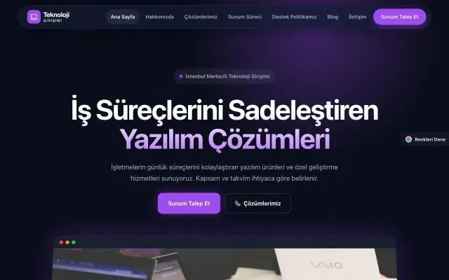 Teknoloji ve Girişim için Koyu Modern Lacivert Mor – Teknoloji ve Girişim Web Sitesi ana sayfa görünümü